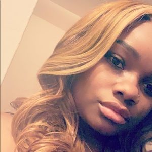 Meet your Posher, Tosin